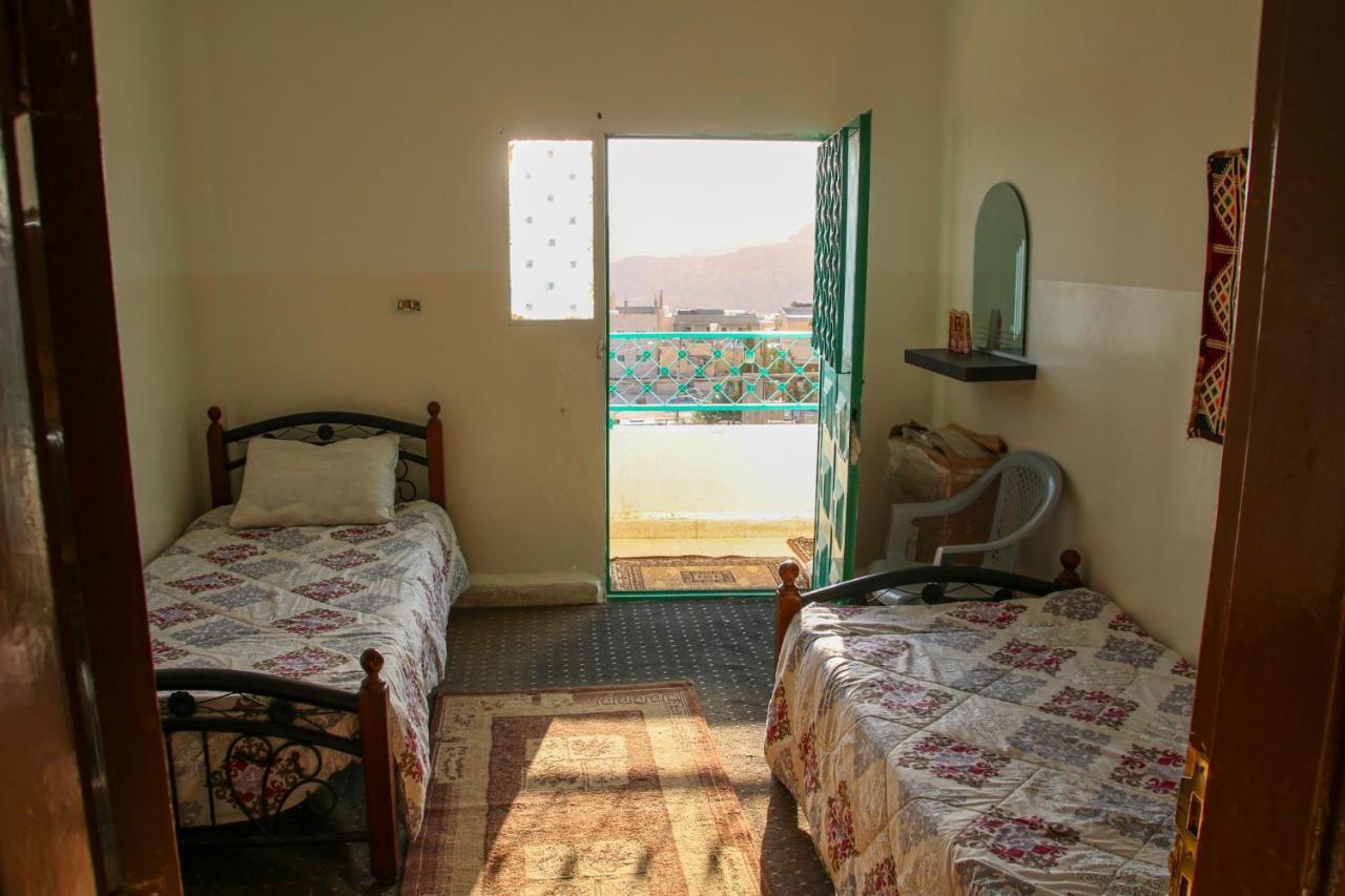 Bed and Breakfast Petra Family House Exterior foto