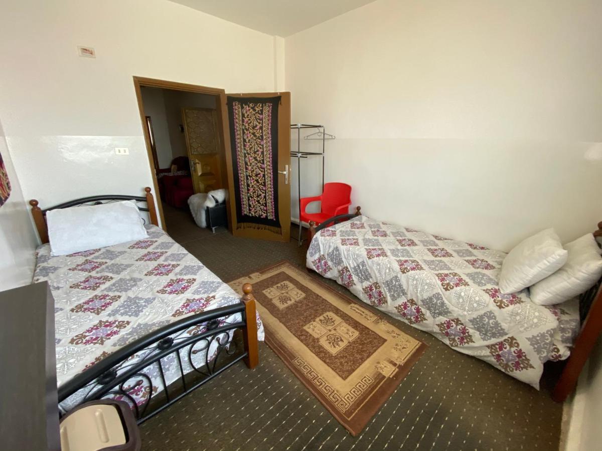 Bed and Breakfast Petra Family House Exterior foto